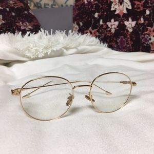 BLUE LIGHT BLOCKING GLASSES (NO PRESCRIPTION)